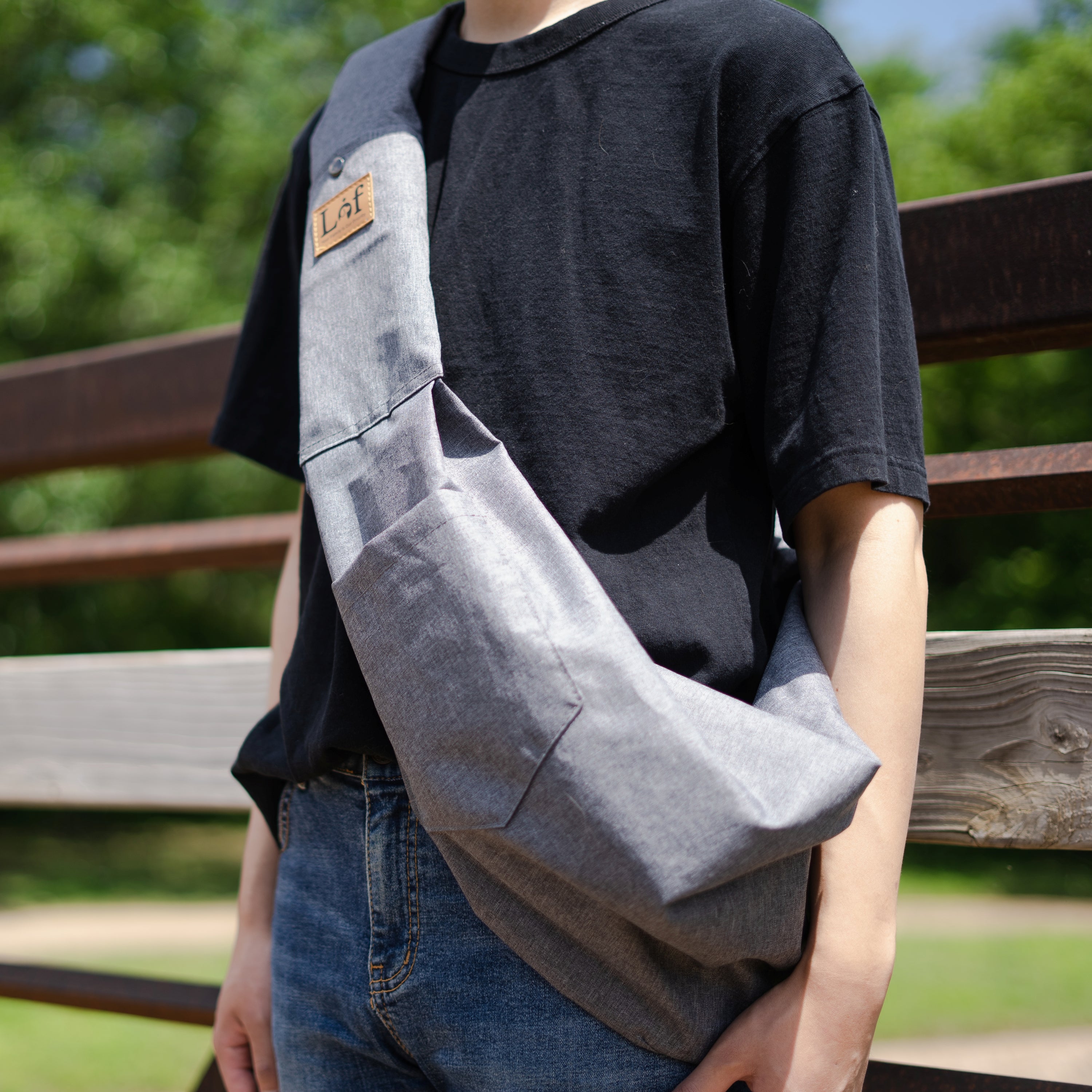 Azor Mesh Pet Sling Bag — Comfortable & Hands-Free Travel For